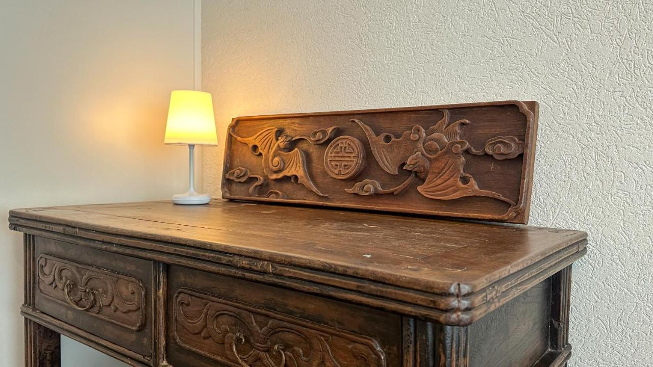 Apartament Charme Mystique De La Chine, 4 Pers Max, Free Parking Morges Zewnętrze zdjęcie